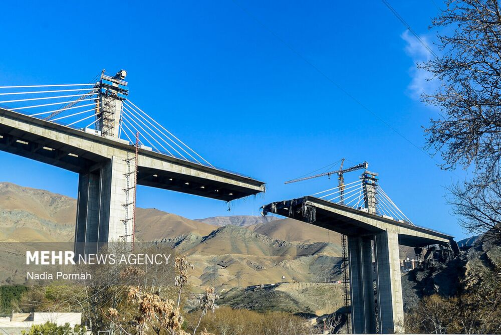 تخریب پل B1 کرج و بمباران زیرساخت شهری